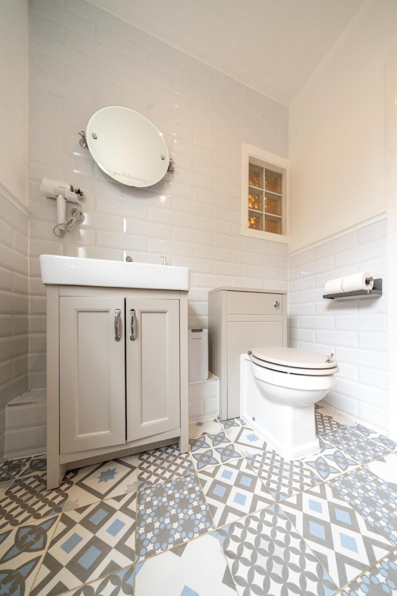 Beautiful 2 Bedroom With Private Garden In Wimbledon - Minutes From Central Londres Exterior foto