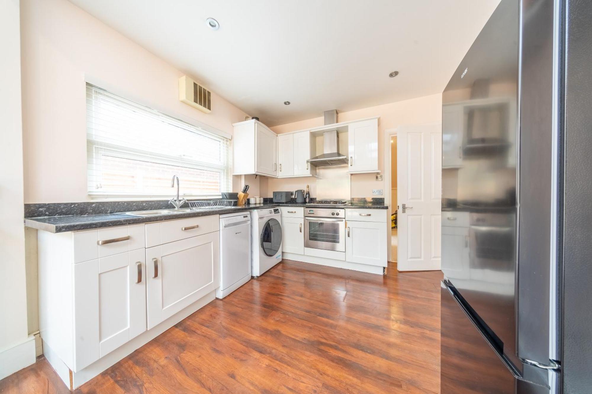 Beautiful 2 Bedroom With Private Garden In Wimbledon - Minutes From Central Londres Exterior foto